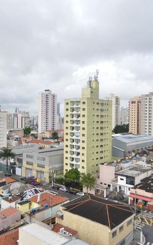 Apartamento para alugar com 49m², 2 quartos e 1 vagaVista da varanda