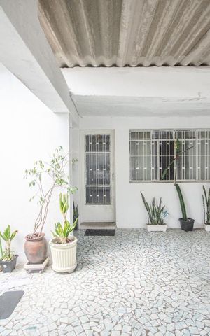 Casa à venda com 498m², 6 quartos e 3 vagasGaragem
