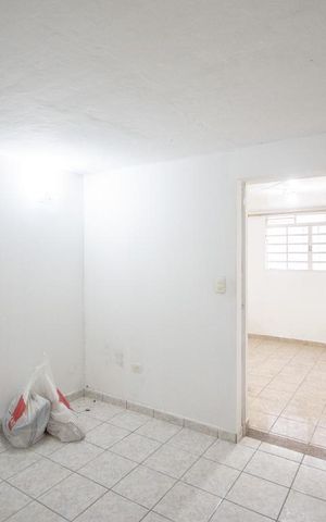 Casa à venda com 498m², 6 quartos e 3 vagasQuarto 1, Casa 2