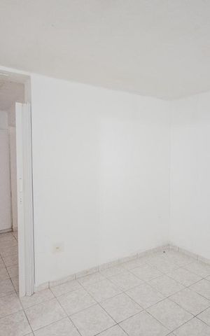 Casa à venda com 498m², 6 quartos e 3 vagasQuarto 1, Casa 2
