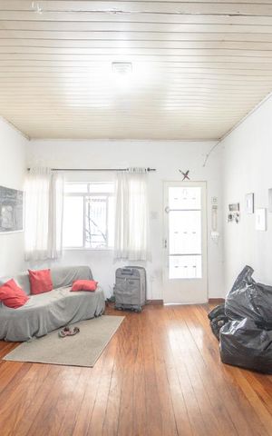 Casa à venda com 498m², 6 quartos e 3 vagasSala