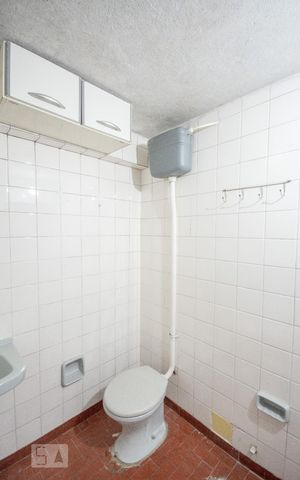 Casa à venda com 498m², 6 quartos e 3 vagasBanheiro