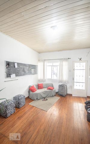Casa à venda com 498m², 6 quartos e 3 vagasSala