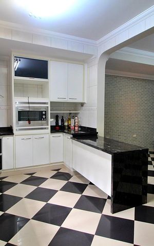 Casa à venda com 284m², 3 quartos e 3 vagasCozinha
