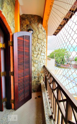 Casa à venda com 284m², 3 quartos e 3 vagasVaranda da Suíte
