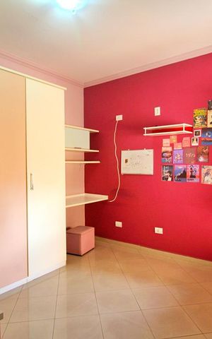 Casa à venda com 284m², 3 quartos e 3 vagasQuarto 2