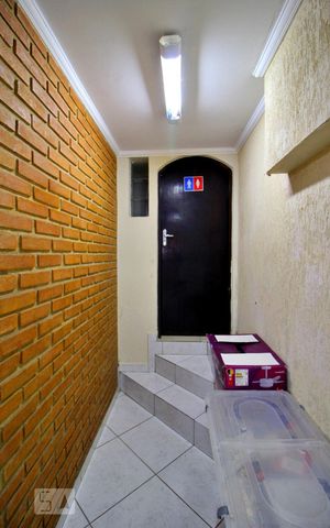 Casa à venda com 284m², 3 quartos e 3 vagasBanheiro de Serviço