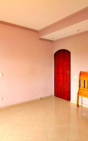 Casa à venda com 284m², 3 quartos e 3 vagasQuarto Suíte