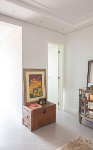 Apartamento à venda com 146m², 2 quartos e 3 vagasSuíte 2