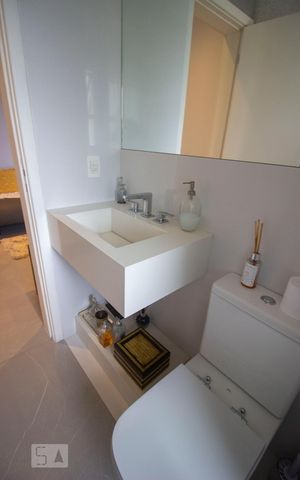 Apartamento à venda com 146m², 2 quartos e 3 vagasBanheiro da Suíte 2