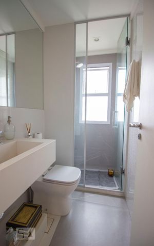 Apartamento à venda com 146m², 2 quartos e 3 vagasBanheiro da Suíte 2