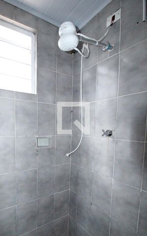 Casa para alugar com 70m², 2 quartos e 1 vagaBanheiro