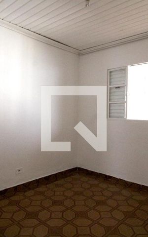 Casa para alugar com 70m², 2 quartos e 1 vagaQuarto 1