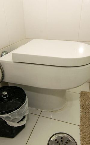 Apartamento para alugar com 153m², 3 quartos e 2 vagas Apartamento para alugar com 153m², 3 quartos e 2 vagasBanheiro da Suíte