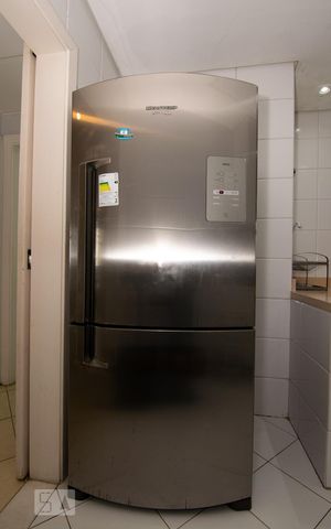 Apartamento para alugar com 153m², 3 quartos e 2 vagas Apartamento para alugar com 153m², 3 quartos e 2 vagasCozinha
