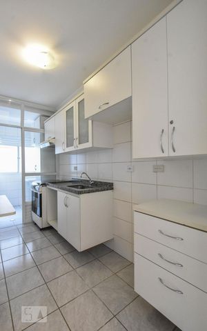 Apartamento para alugar com 55m², 2 quartos e 2 vagasCozinha
