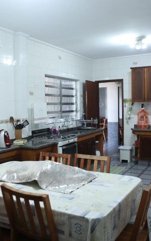 Casa à venda com 150m², 3 quartos e 4 vagasCozinha
