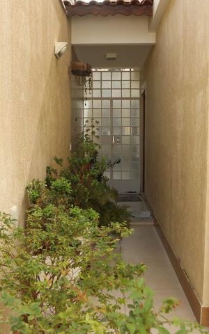 Casa à venda com 150m², 3 quartos e 4 vagasEntrada