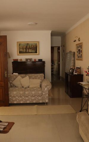 Casa à venda com 150m², 3 quartos e 4 vagasSala
