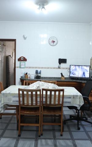 Casa à venda com 150m², 3 quartos e 4 vagasCozinha