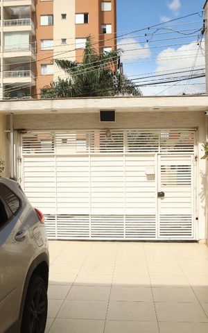 Casa à venda com 150m², 3 quartos e 4 vagasGaragem