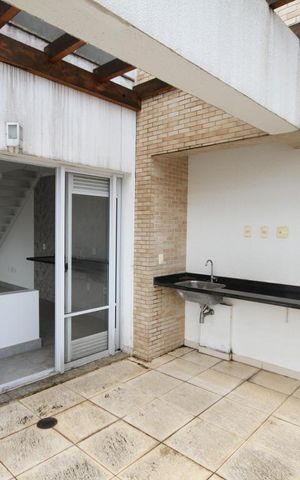 Apartamento à venda com 140m², 2 quartos e 2 vagasVaranda