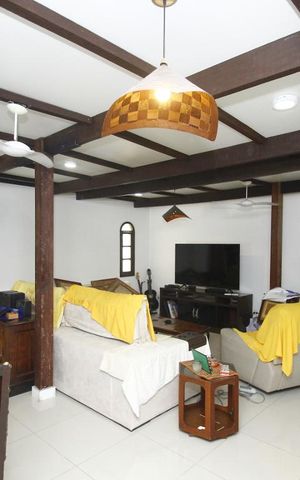 Casa à venda com 206m², 3 quartos e sem vagaSala/Terraço