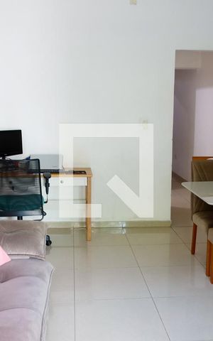 Casa à venda com 170m², 6 quartos e 1 vaga Casa à venda com 170m², 6 quartos e 1 vagasala