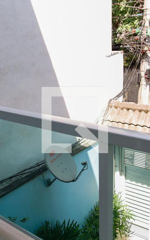 Casa à venda com 170m², 6 quartos e 1 vaga Casa à venda com 170m², 6 quartos e 1 vagavaranda