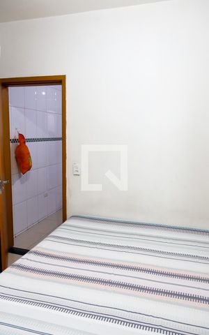 Casa à venda com 170m², 6 quartos e 1 vaga Casa à venda com 170m², 6 quartos e 1 vagaQuarto 2