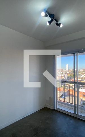 Apartamento à venda com 39m², 2 quartos e sem vaga Apartamento à venda com 39m², 2 quartos e sem vagaSala
