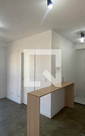 Apartamento à venda com 39m², 2 quartos e sem vaga Apartamento à venda com 39m², 2 quartos e sem vagaSala