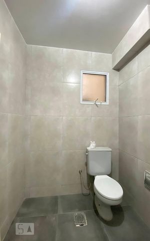Apartamento à venda com 95m², 2 quartos e sem vagaBanheiro