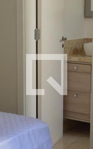 Apartamento para alugar com 73m², 3 quartos e 1 vagaSuíte