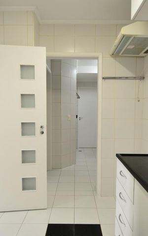 Apartamento à venda com 93m², 3 quartos e 2 vagasCozinha