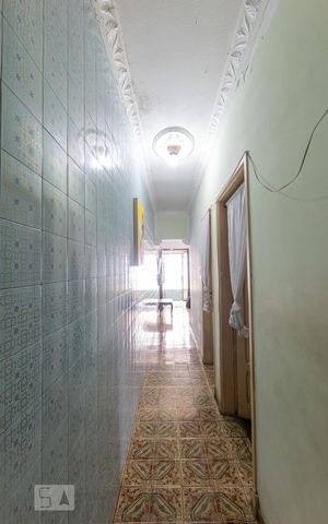 Casa para alugar com 408m², 2 quartos e sem vaga Casa para alugar com 408m², 2 quartos e sem vagaCorredor
