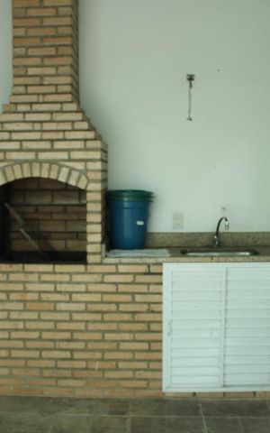 Casa à venda com 300m², 6 quartos e 2 vagasChurrasqueira