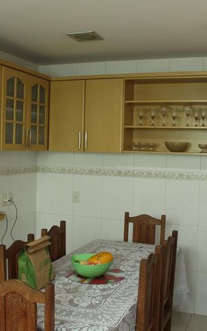 Casa à venda com 300m², 6 quartos e 2 vagasCozinha