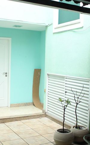 Casa à venda com 300m², 6 quartos e 2 vagasEntrada - casa 2