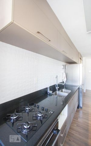 Apartamento para alugar com 121m², 2 quartos e 2 vagasCozinha