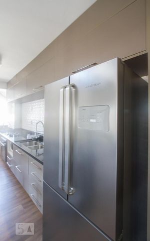 Apartamento para alugar com 121m², 2 quartos e 2 vagasCozinha