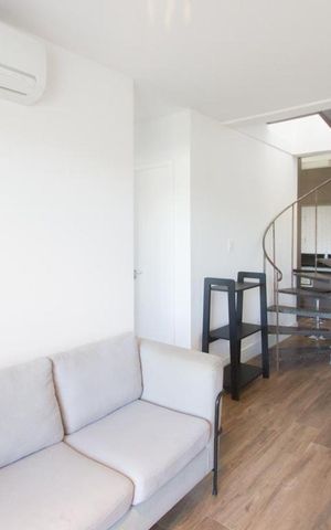 Apartamento para alugar com 121m², 2 quartos e 2 vagasSala