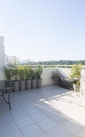 Apartamento para alugar com 121m², 2 quartos e 2 vagasTerraço