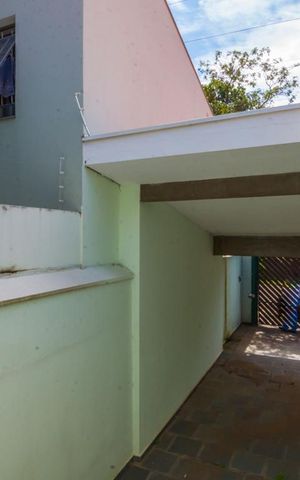 Casa à venda com 350m², 3 quartos e 5 vagasVista do Quarto 2