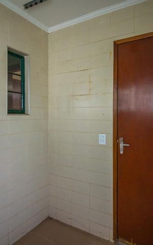 Casa à venda com 350m², 3 quartos e 5 vagasÁrea de Serviço