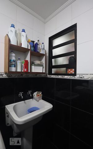 Casa à venda com 360m², 3 quartos e 2 vagasÁrea de Serviço