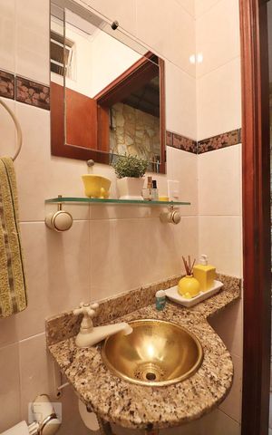 Casa à venda com 360m², 3 quartos e 2 vagasLavabo