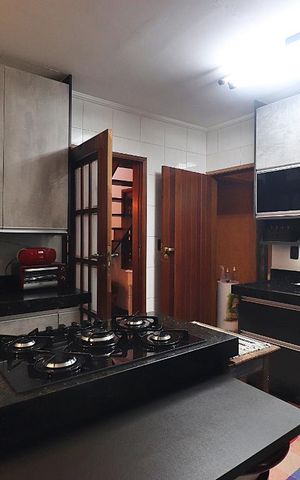 Casa à venda com 360m², 3 quartos e 2 vagasCozinha