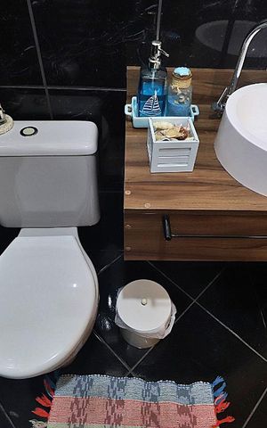 Casa à venda com 360m², 3 quartos e 2 vagasLavabo