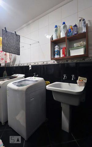 Casa à venda com 360m², 3 quartos e 2 vagasÁrea de Serviço